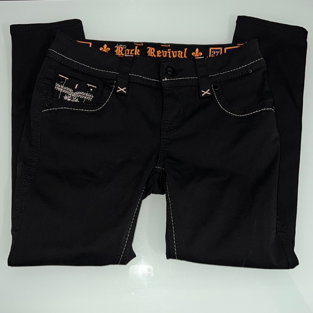 Rock Revival Crop